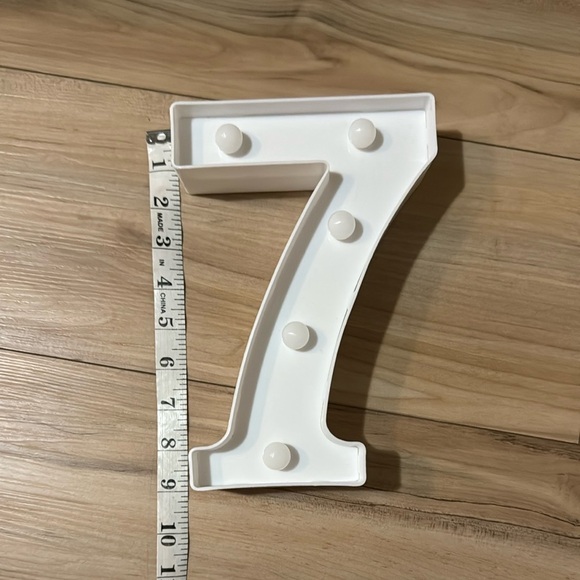 Decorative Light Up Numbers “70” - Picture 3 of 10